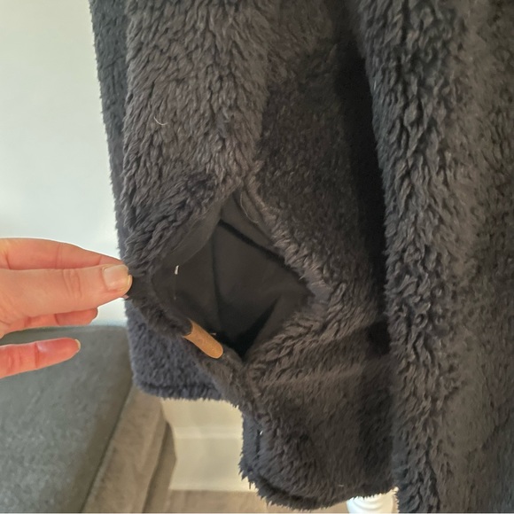 💥LAST CHANCE💥NWT Maurice’s Sherpa sweater - Picture 6 of 8